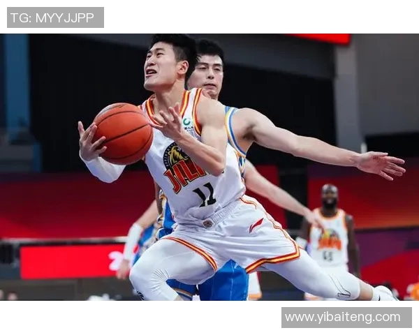 CBA赛季球队进攻端战术多样性分析与创新发展探讨